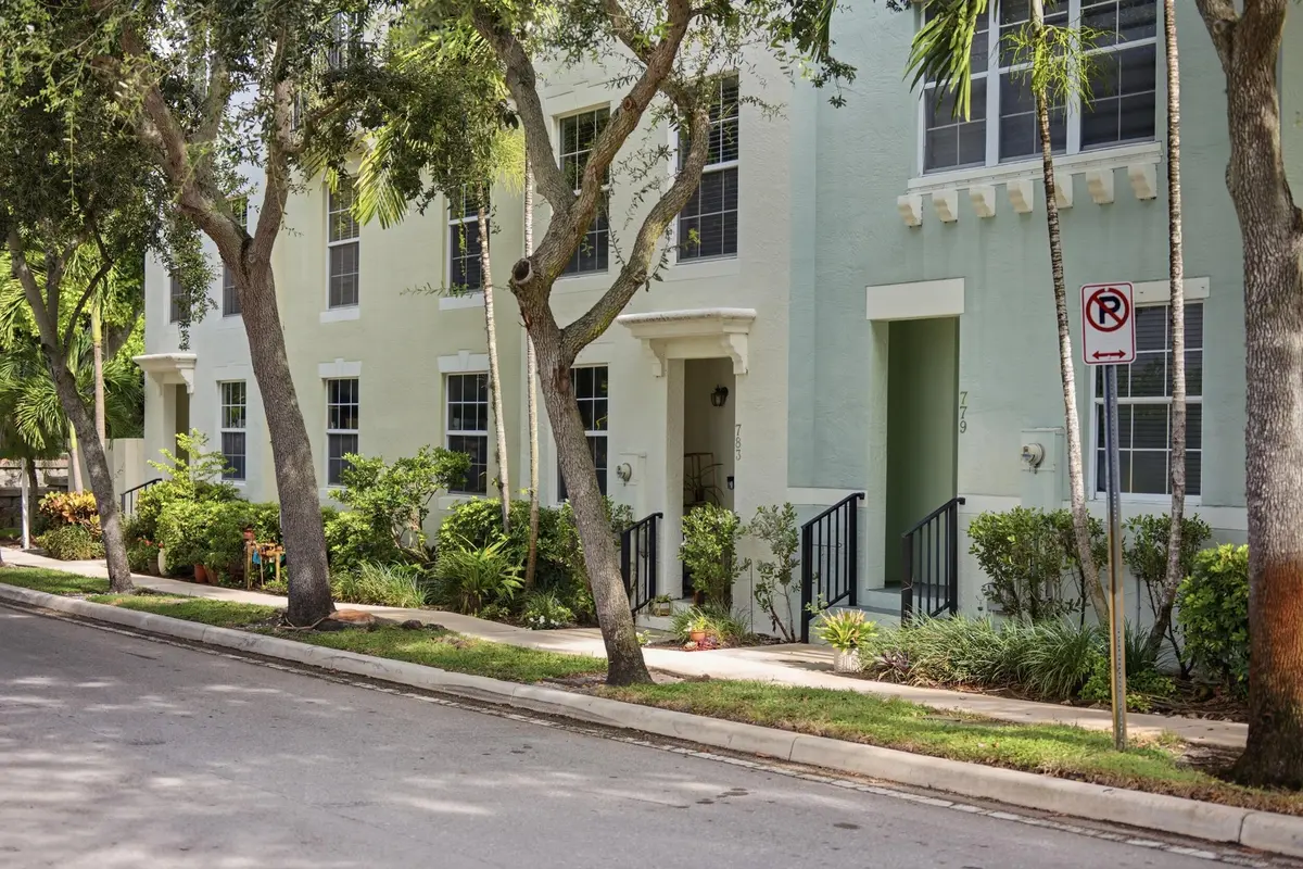 5_023__jjl1591 at 783 N Street, West Palm Beach