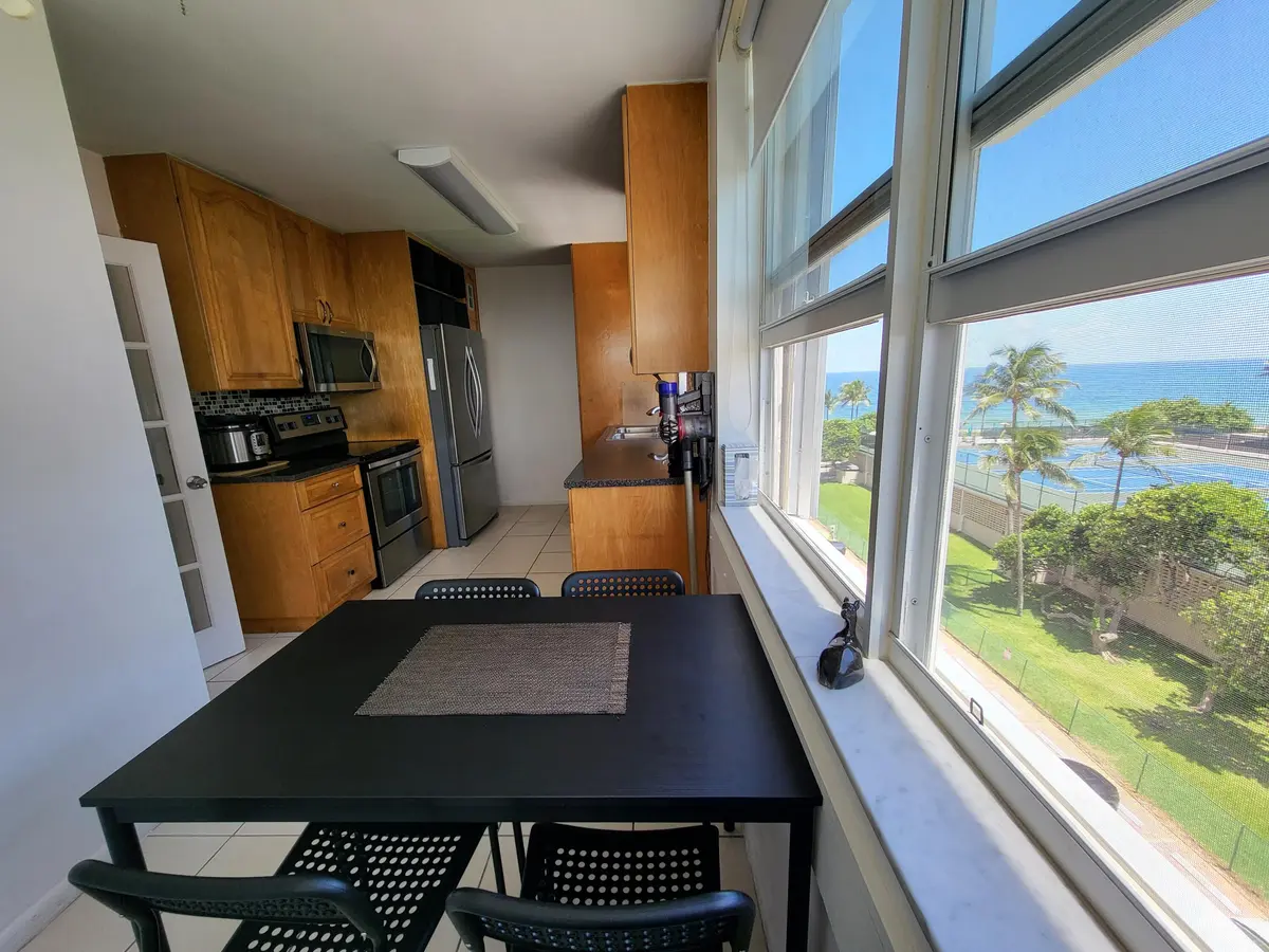 Kitchen (1) at 5200 N Ocean Boulevard 615, Lauderdale-By-The-Sea