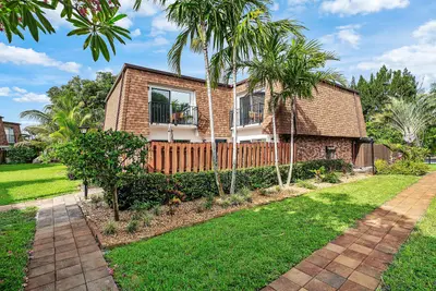 2616 SE 5TH Circle D, Boynton Beach – Townhouse for sale