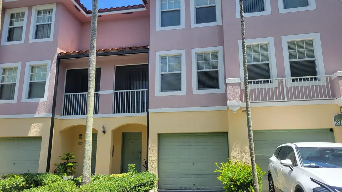 J2 at 6920 W Sample Road, Coral Springs