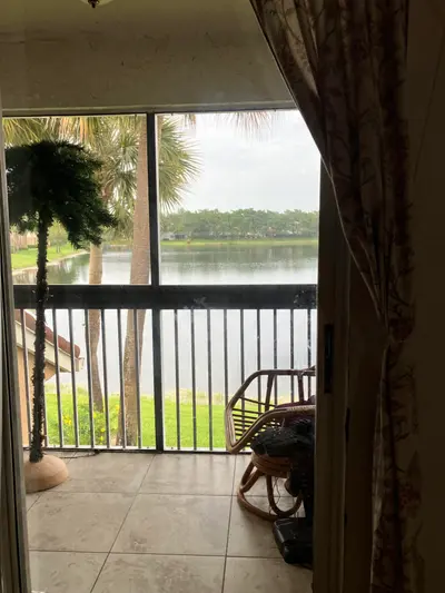 712 NW 92nd Avenue, Plantation – Condominium for rent