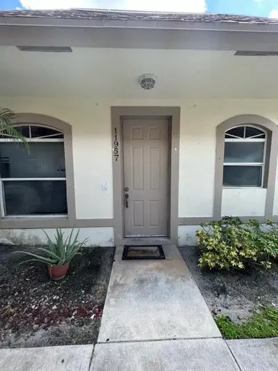 11957 Sturbridge Lane, Wellington – Townhouse for rent