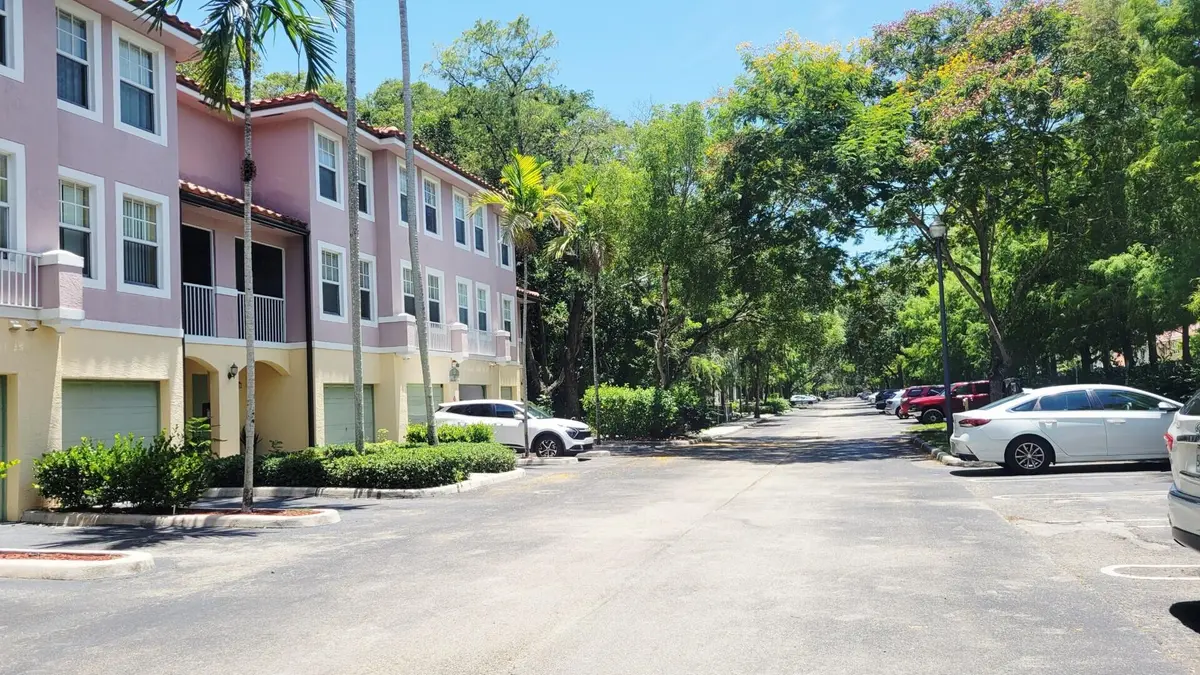 J51 at 6920 W Sample Road, Coral Springs