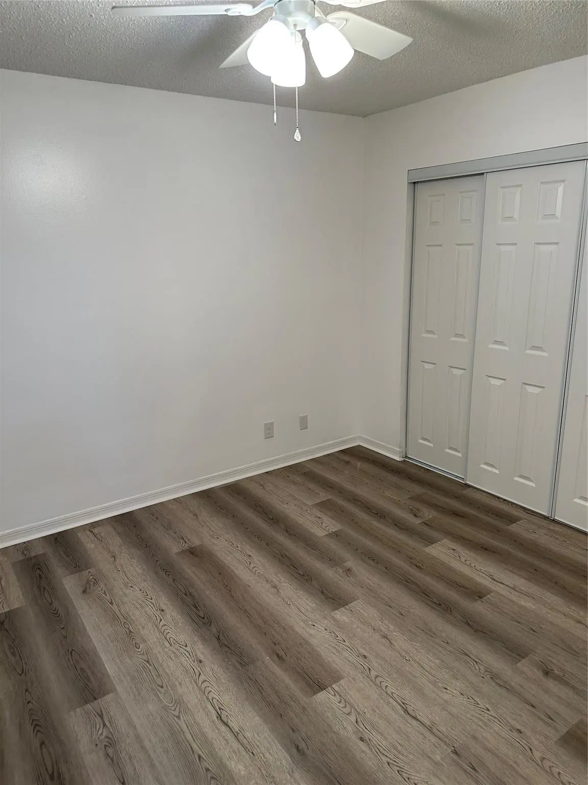 Photo 5 at 2825 Stoneway Lane 2825, Fort Pierce