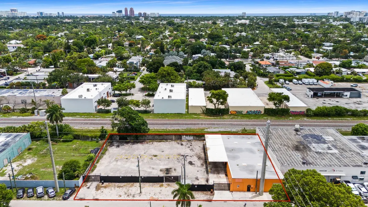 redbox1-web-or-mls-DJI_20260803131220_09 at 1636 NE 12TH Terrace, Fort Lauderdale