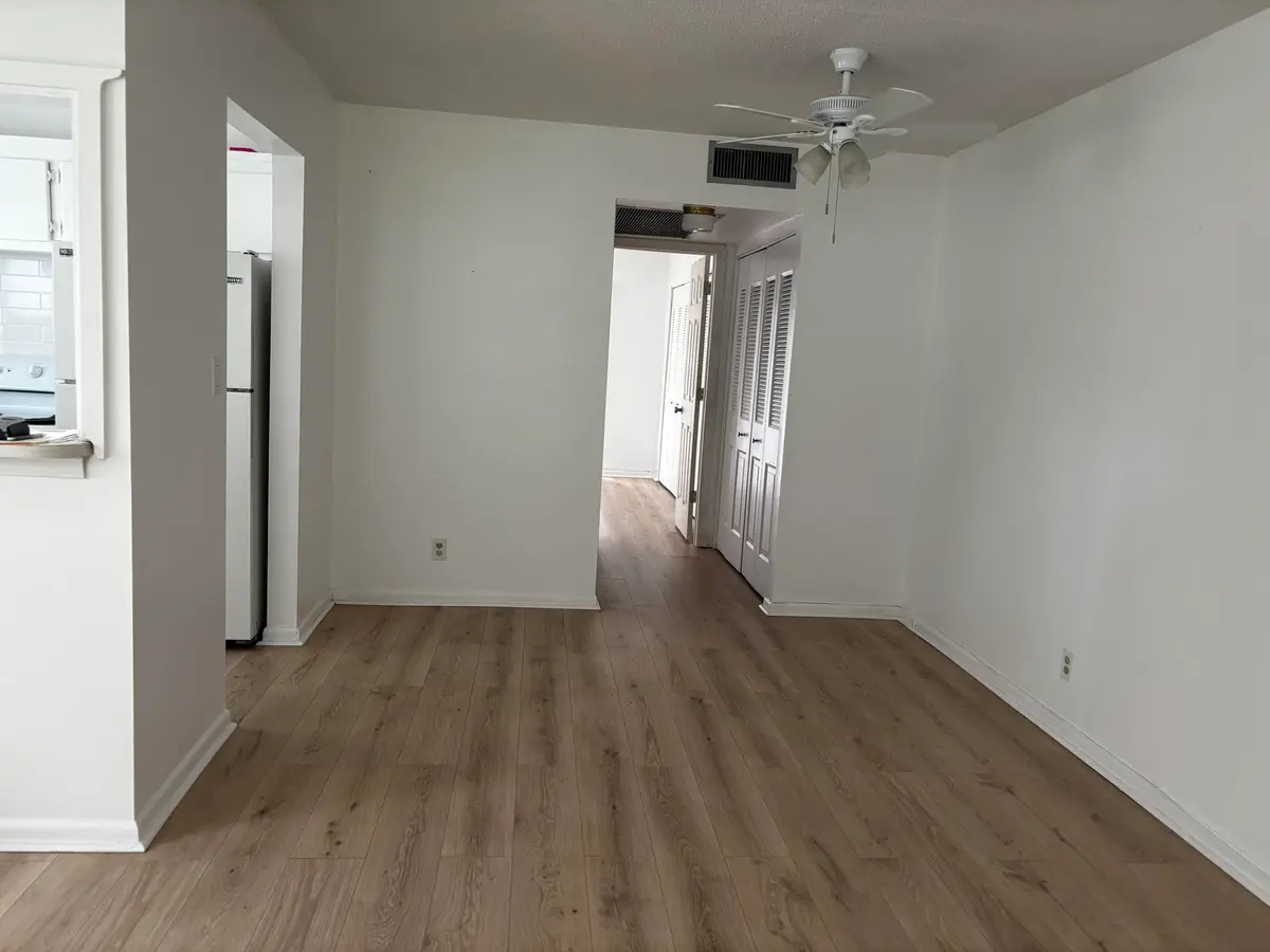DINING AREA. at 353 SHEFFIELD O, West Palm Beach