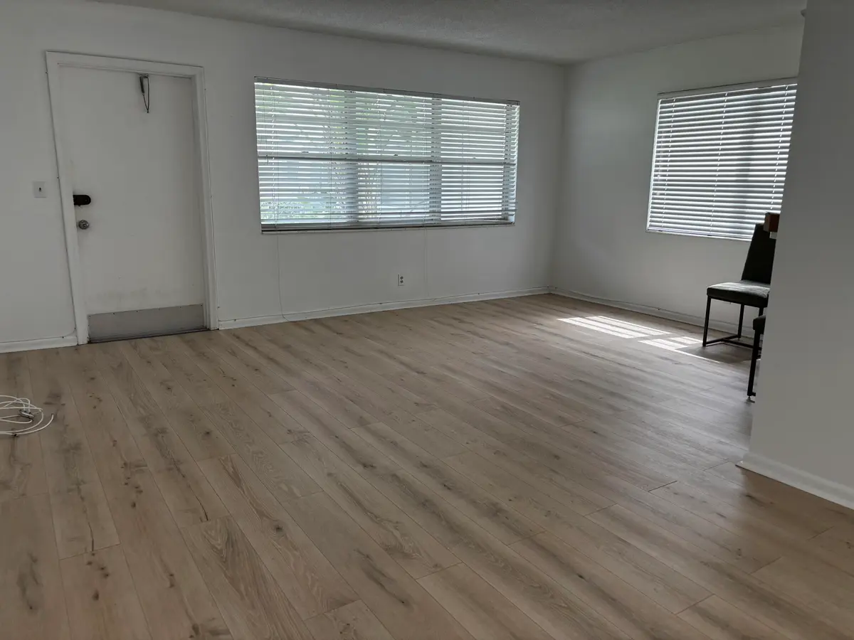 LIVING ROOM at 353 SHEFFIELD O, West Palm Beach