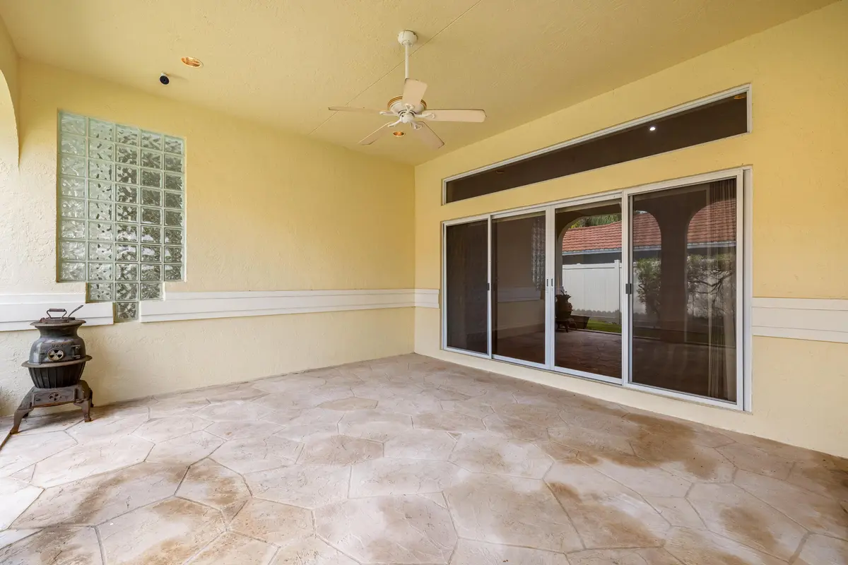 Covered Patio at 18951 Painted Leaf Court, Jupiter