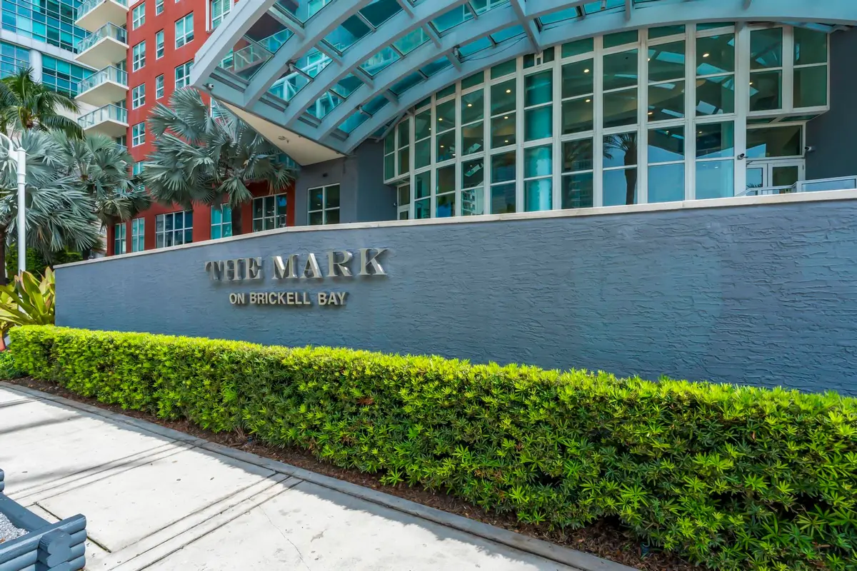 1155 BRICKELL BAY Drive 2509, Miami, FL – photo 2
