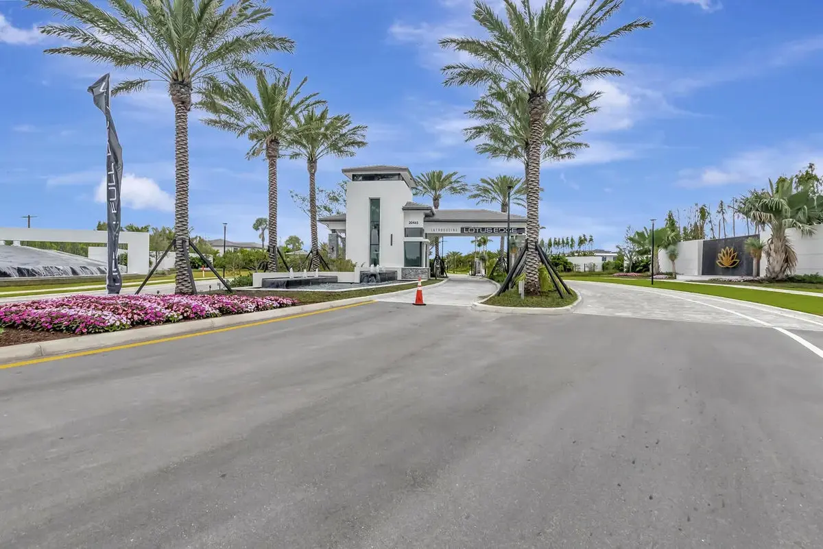 34-8612 SWINLEY FOREST WAY at 8612 SWINLEY FOREST Way, Boca Raton