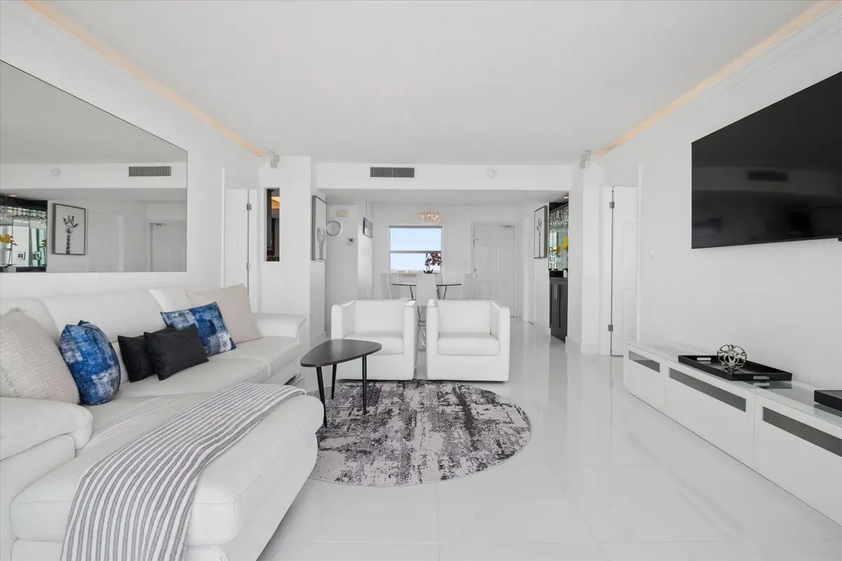 04-Fried-333 NE 21st AVe #1520-4 at 333 NE 21ST Avenue 1520, Deerfield Beach