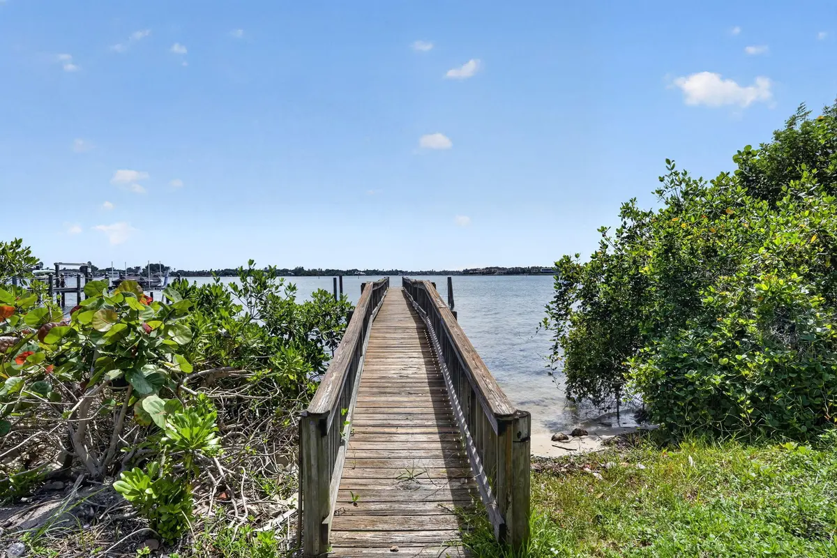 3-web-or-mls-_MLP6001 at 18821 Rio Vista Drive, Jupiter