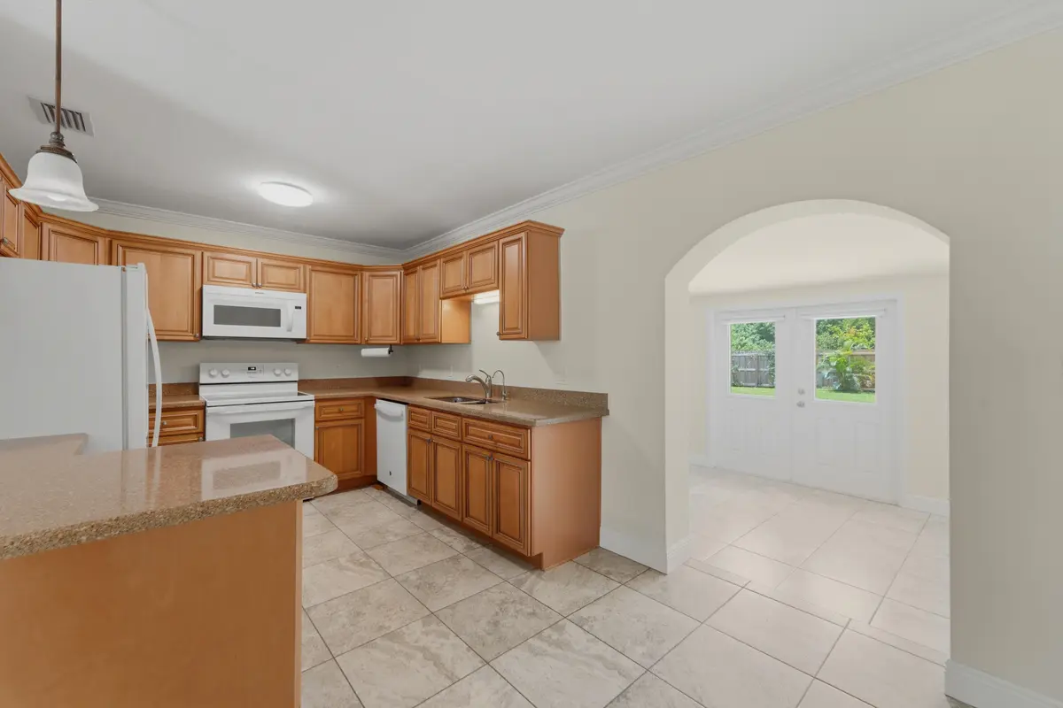 18966 SE Southgate Jupiter-7 at 18966 SE Southgate Drive, Jupiter