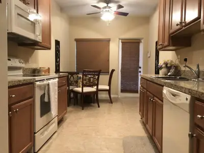 2450 SE UNION PARK Drive, Port St. Lucie – Townhouse for rent