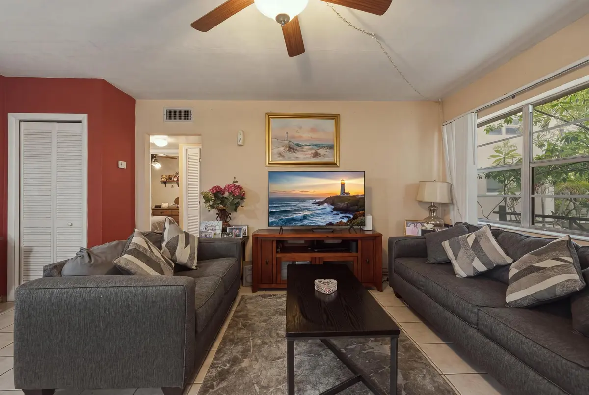 photo_reedit_e11b69a2 at 500 SW 15TH Street 107, Pompano Beach