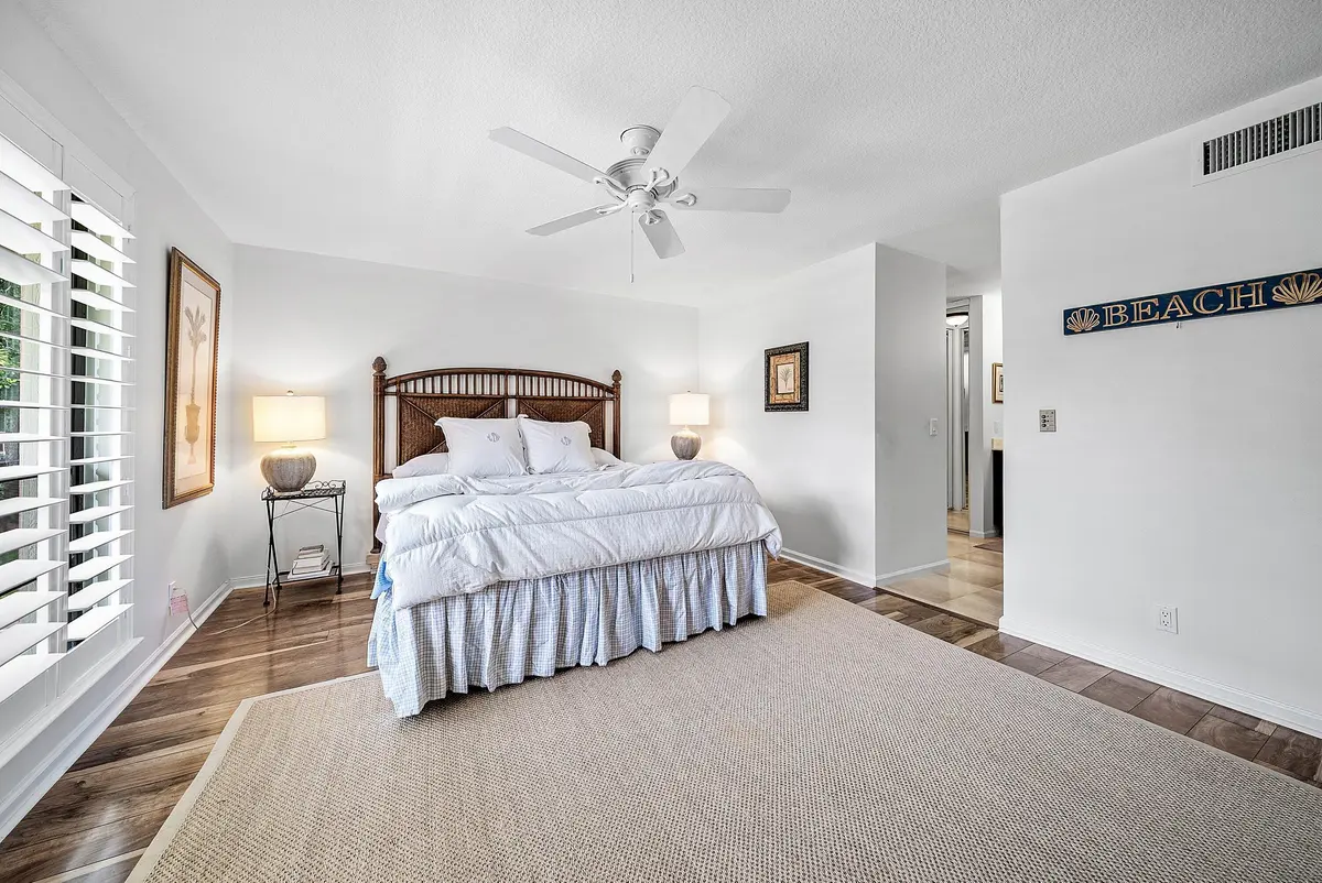 017-523BrackenwoodPlace-PalmBeachGardens at 523 BRACKENWOOD Place, Palm Beach Gardens