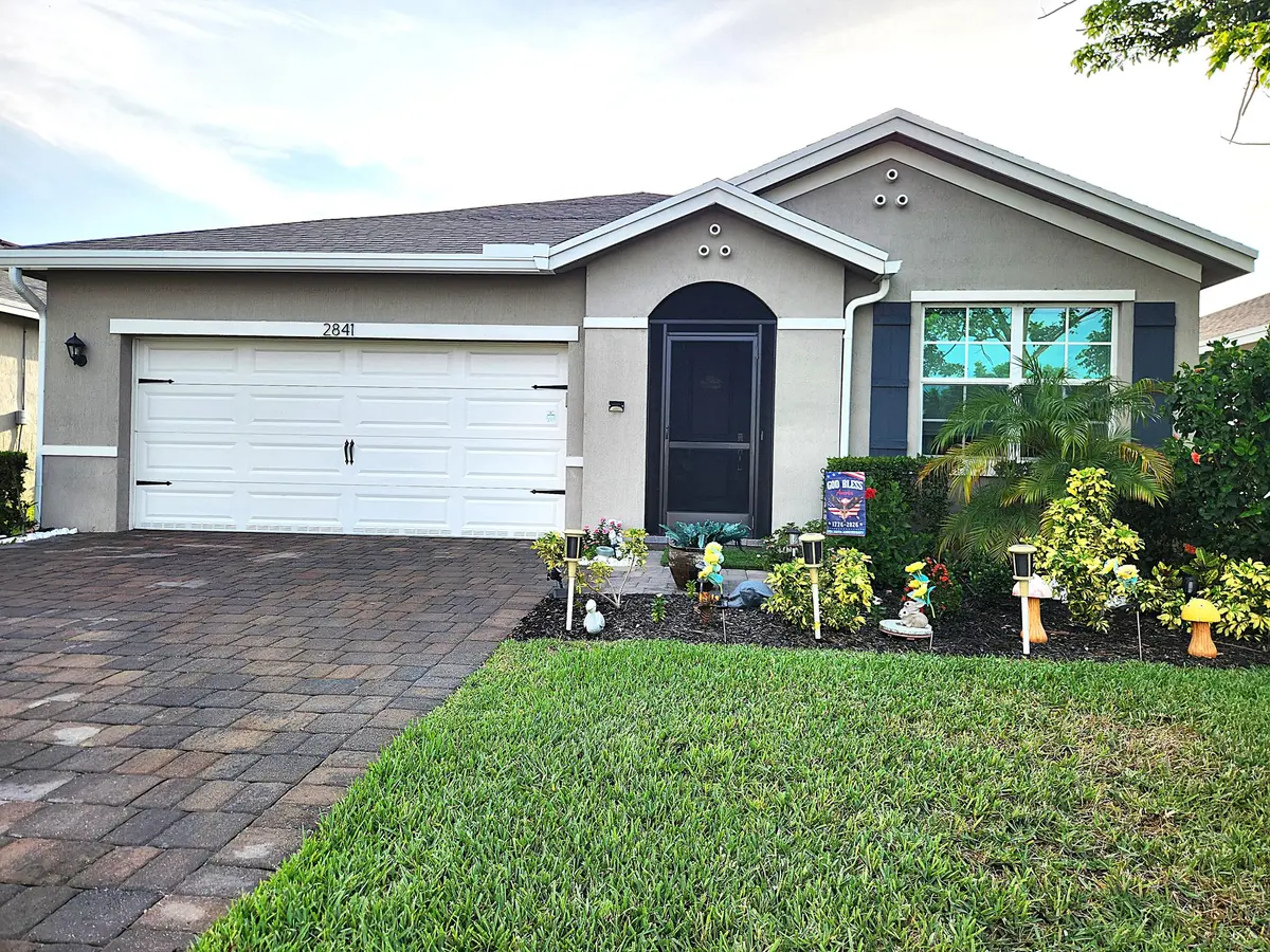 Front Main at 2841 NE BREEZEWAY Circle, Jensen Beach