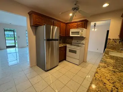 14537 Shadow Wood Lane, Delray Beach – Single Family Residence for sale