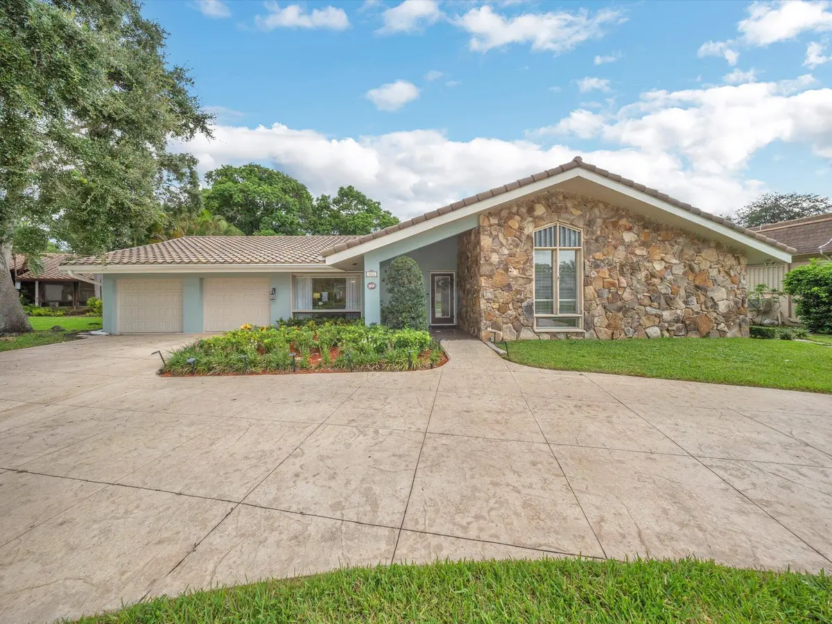 Welcome Home! at 9651 CONCH SHELL Manor, Plantation