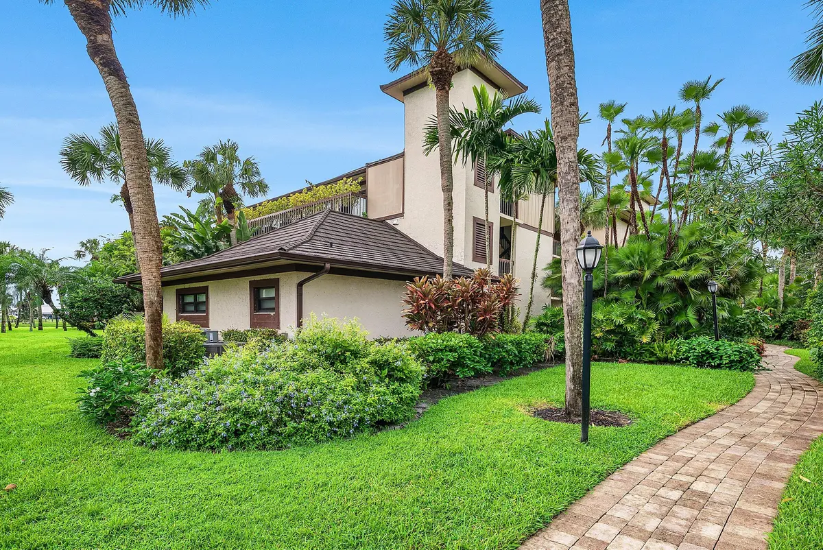 001-13388PoloRoadWest-201-WestPalmBeach- at 13388 POLO Road 0201, Wellington