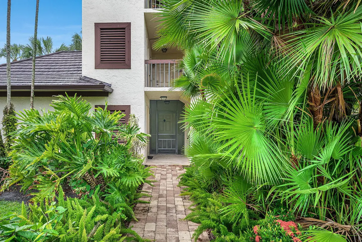 002-13388PoloRoadWest-201-WestPalmBeach- at 13388 POLO Road 0201, Wellington