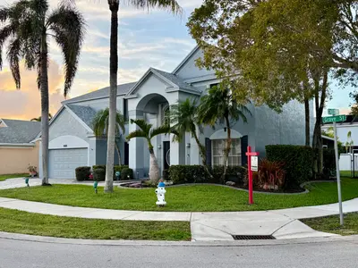 10319 GROVE Street, Cooper City – Single Family Residence for sale