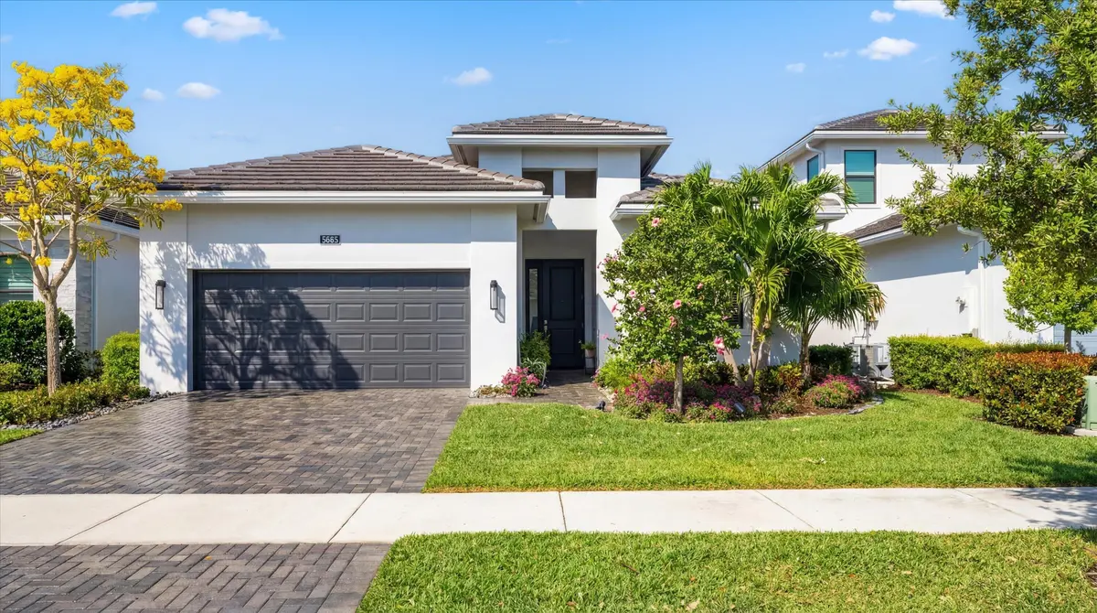 01-5583 Captiva Ln at 5583 Captiva Lane, Westlake