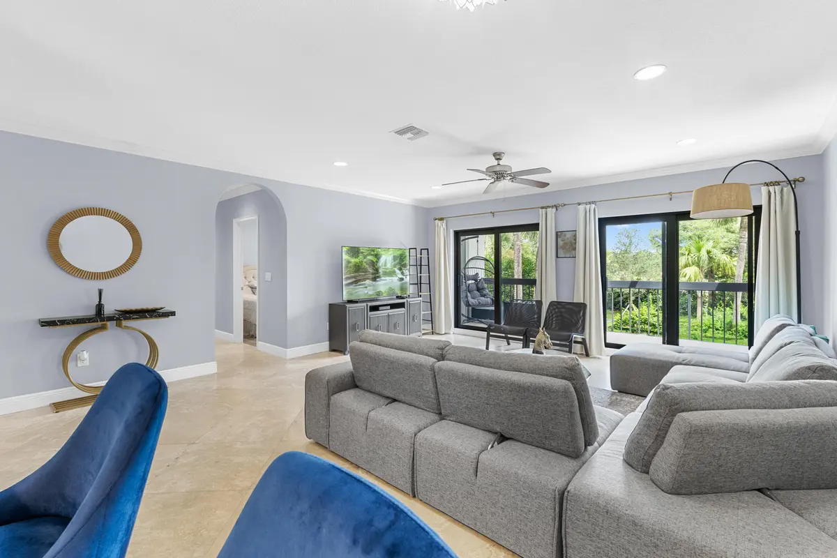 R6II3616 at 11397 POND VIEW Drive E202, Wellington