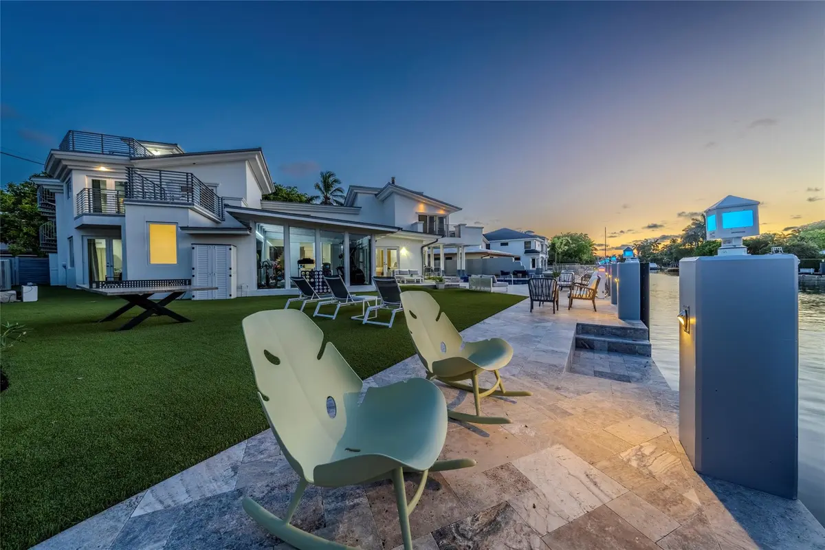 Photo 5 at 2523 Castilla Isle, Fort Lauderdale
