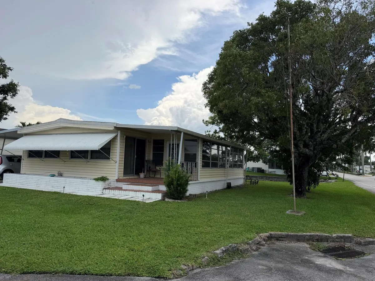1801 SW 84TH Avenue, Davie, FL – photo 1