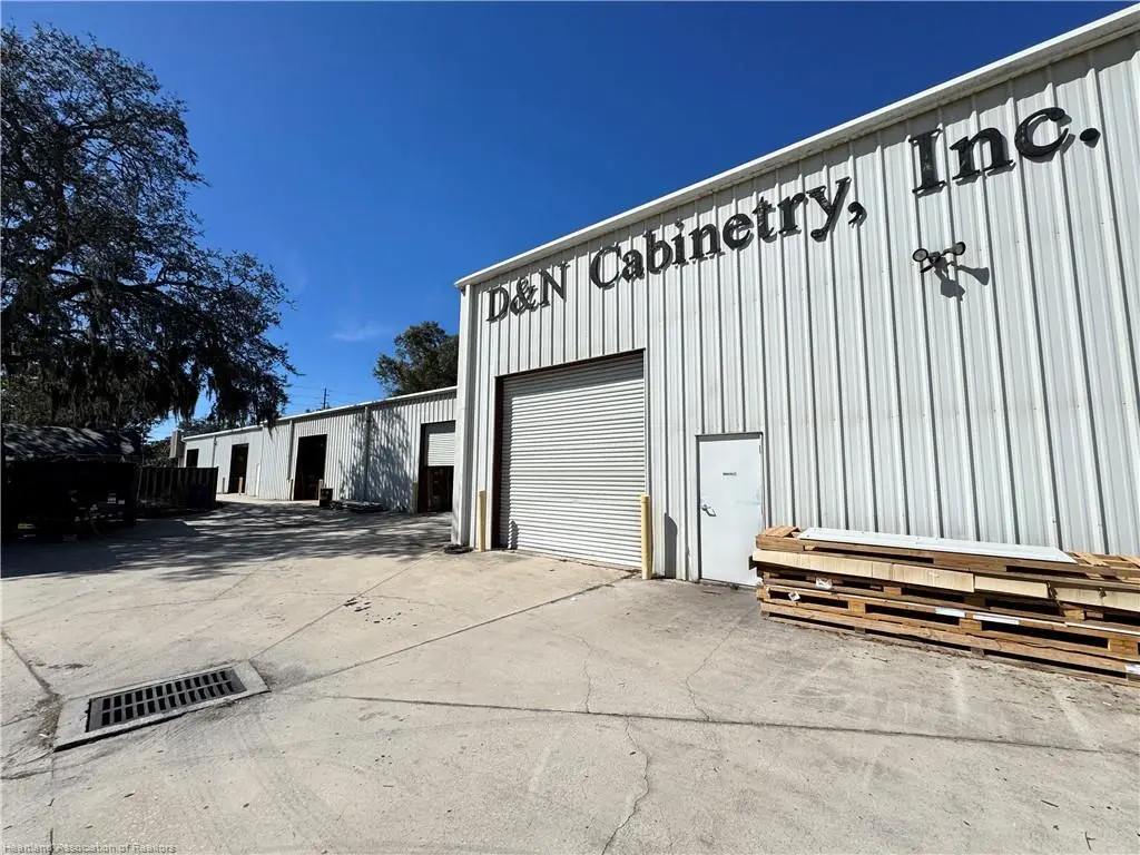 2914 at 975 2 at 2914-a Kenilworth Boulevard, Sebring