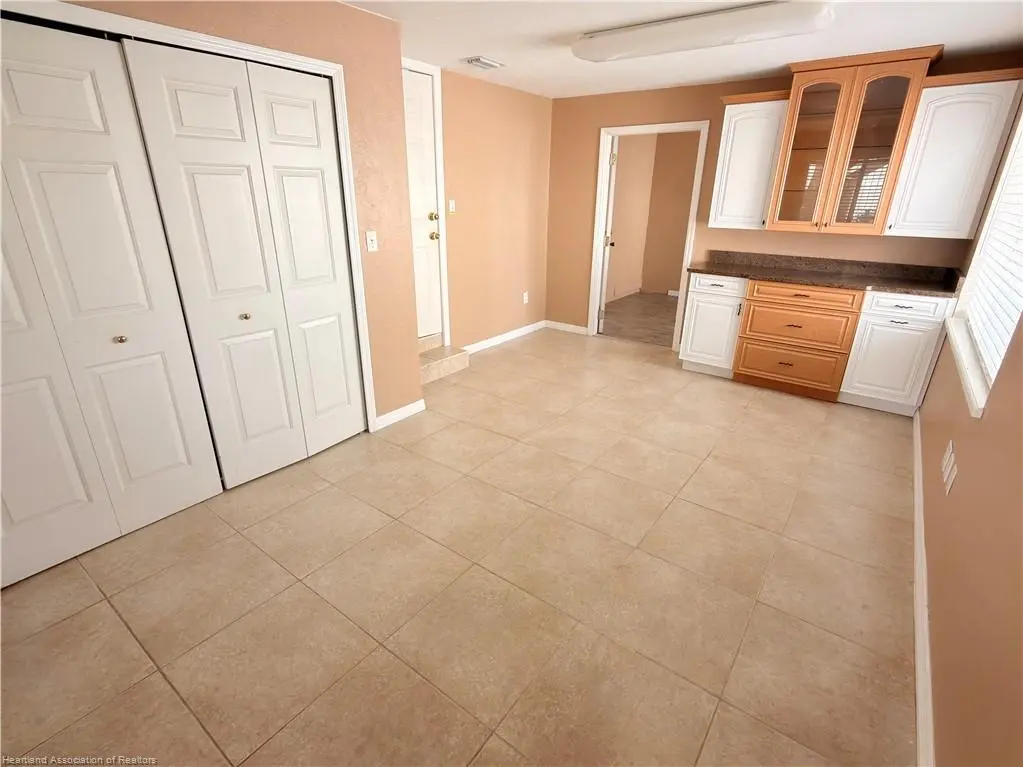 2914 a 6 at 2914-a Kenilworth Boulevard A, Sebring