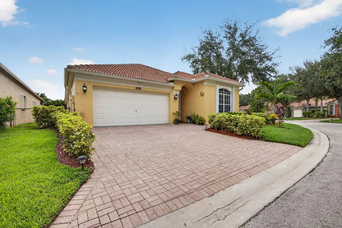 1-web-or-mls-5D1A3626 at 8058 Via Hacienda, Riviera Beach