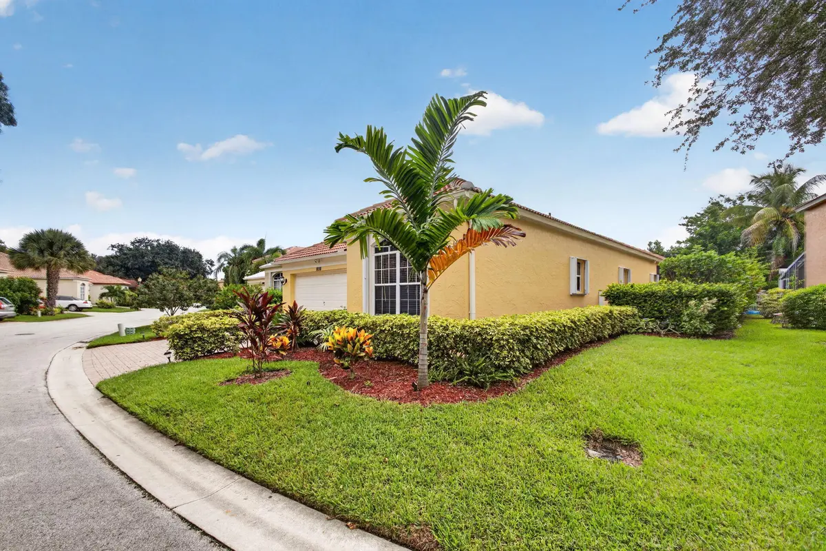 3-web-or-mls-5D1A3636 at 8058 Via Hacienda, Riviera Beach