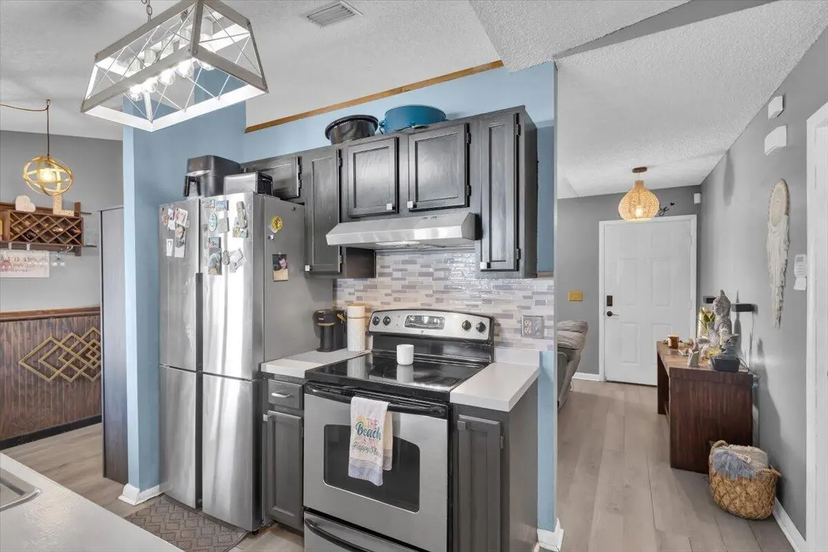 13-GG3A6014 at 1712 SW STARMAN Avenue, Port St. Lucie