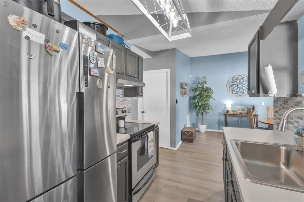 15-GG3A6023 at 1712 SW STARMAN Avenue, Port St. Lucie