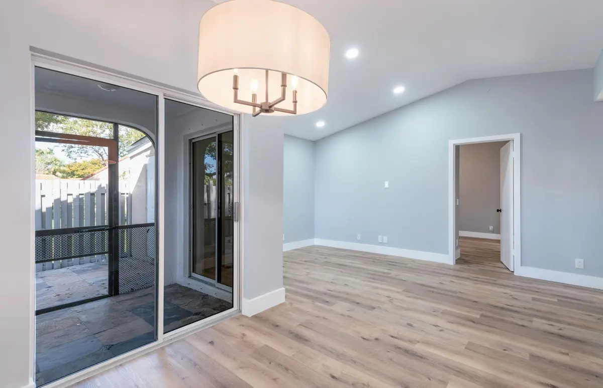 Photo 5 at 1579 Springside Drive, Weston