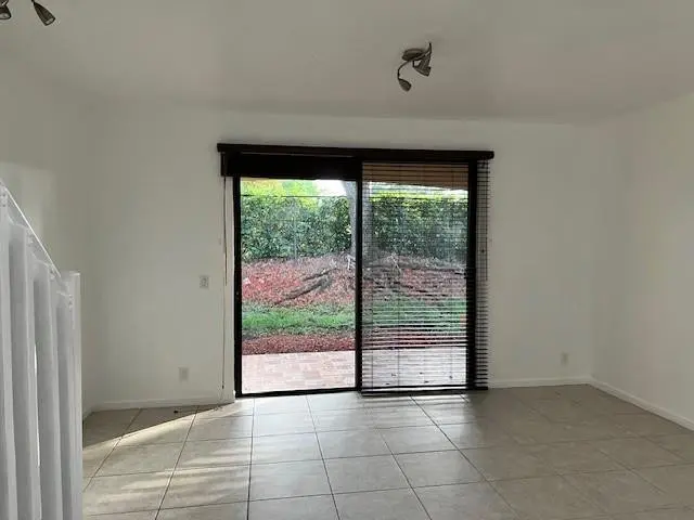 Photo 4 at 4150 FOREST Drive, Weston