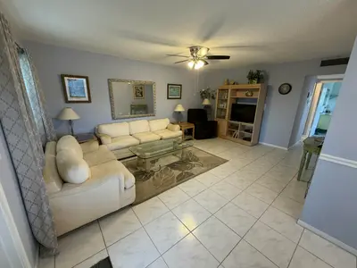 24 EASTHAMPTON A, West Palm Beach – sold