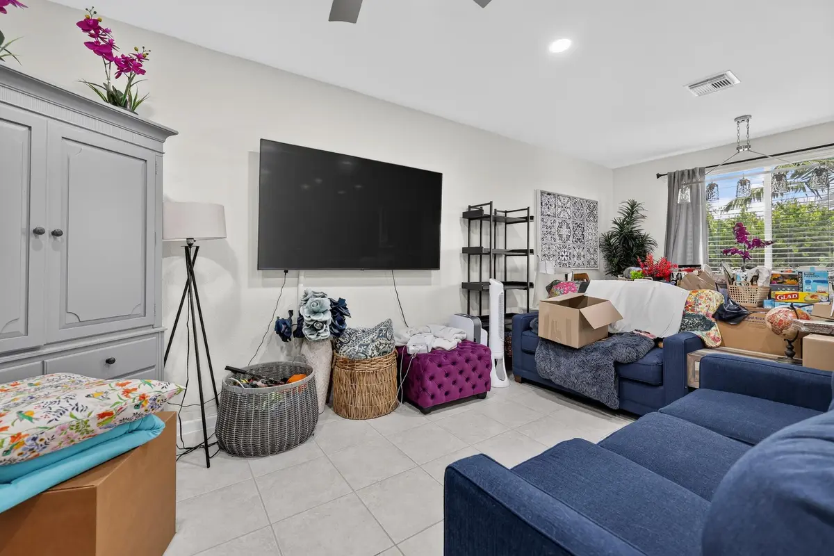 10_2823_S_Evergreen_Cir-Living_room-0039 at 2823 S EVERGREEN Circle, Boynton Beach