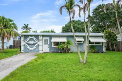 5709 SE Indigo Avenue, Stuart – Single Family Residence for sale