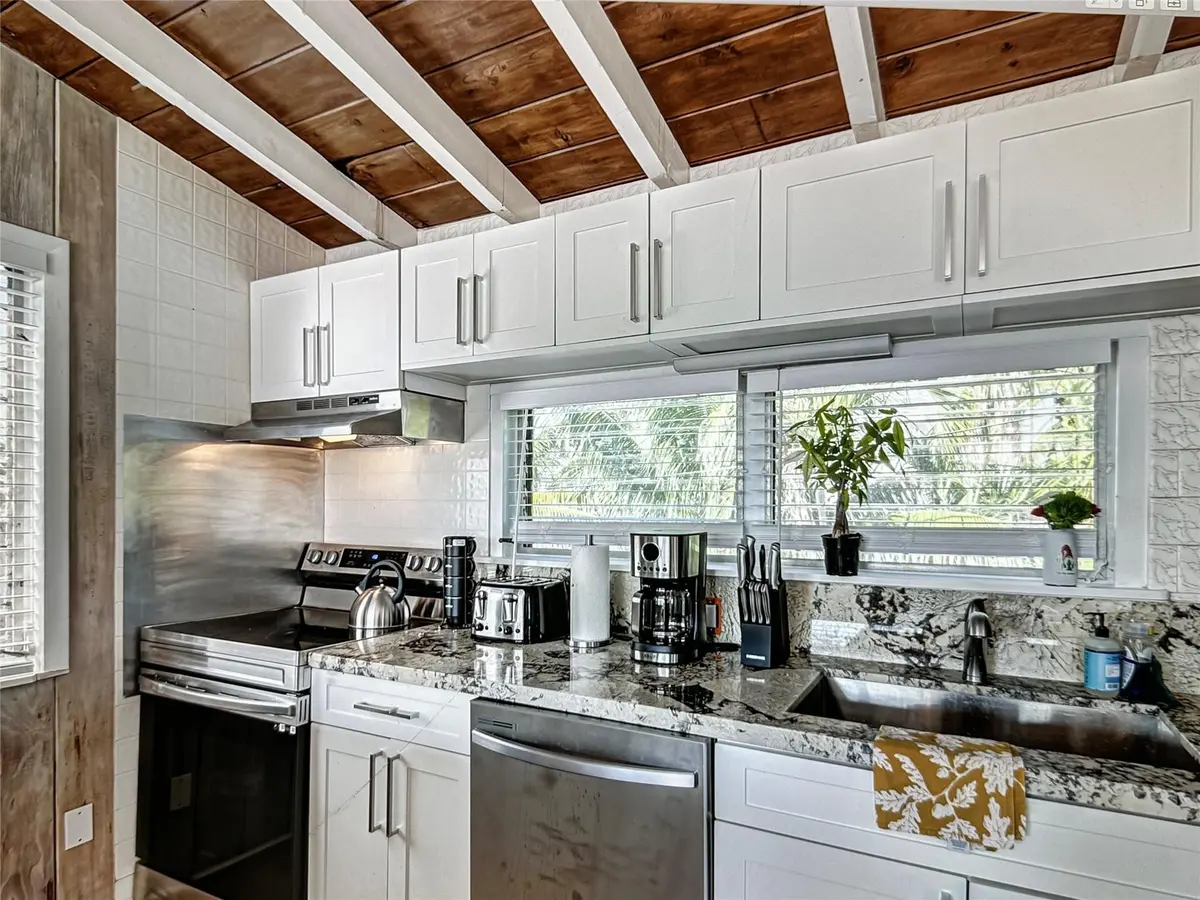 Photo 7 at 141 RUTLAND Boulevard, West Palm Beach