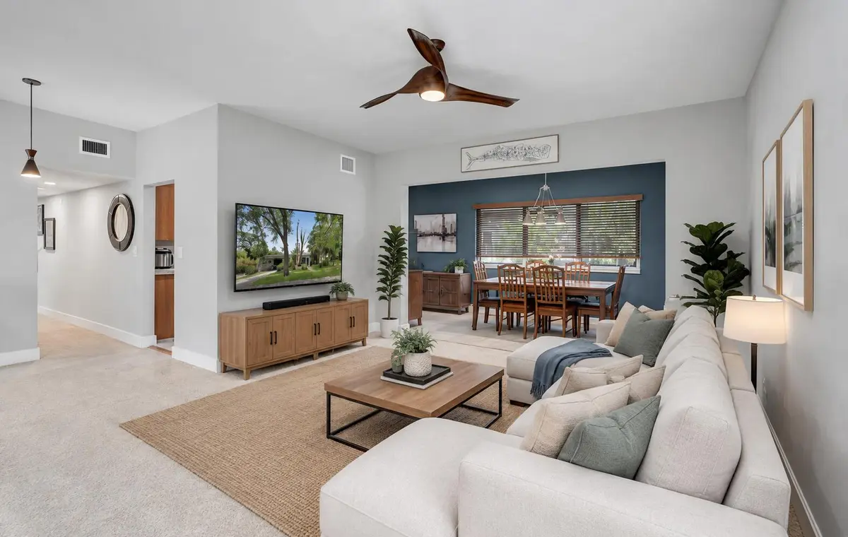92DD5B86-1F77-48F4-B6CF-1CD4B8636CCB at 13105 NE 13th Avenue, North Miami
