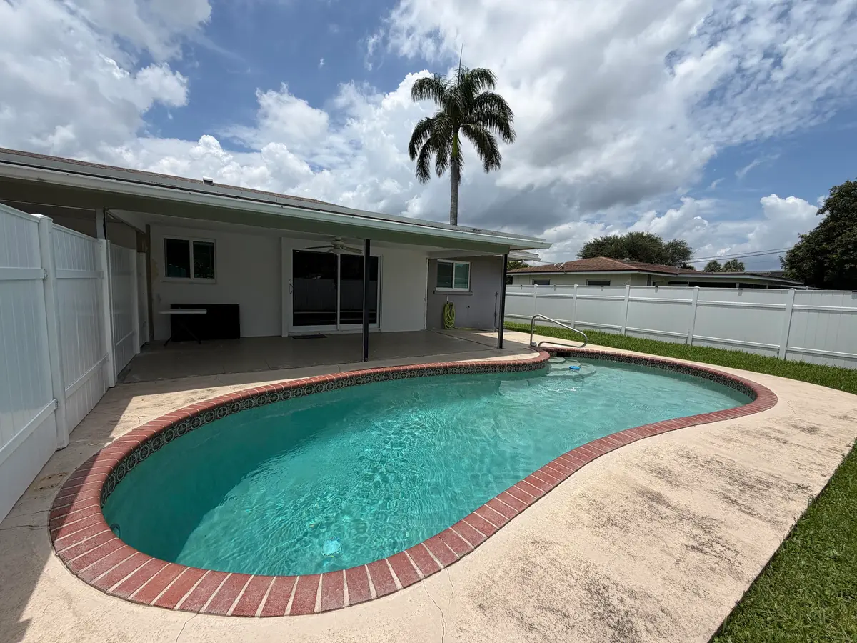 IMG_3959 at 498 W CONFERENCE Drive N, Boca Raton