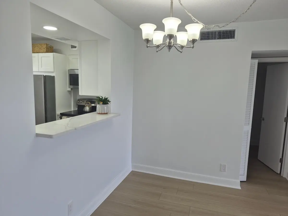 side into kitchne at 3050 N PALM AIRE Drive 702, Pompano Beach