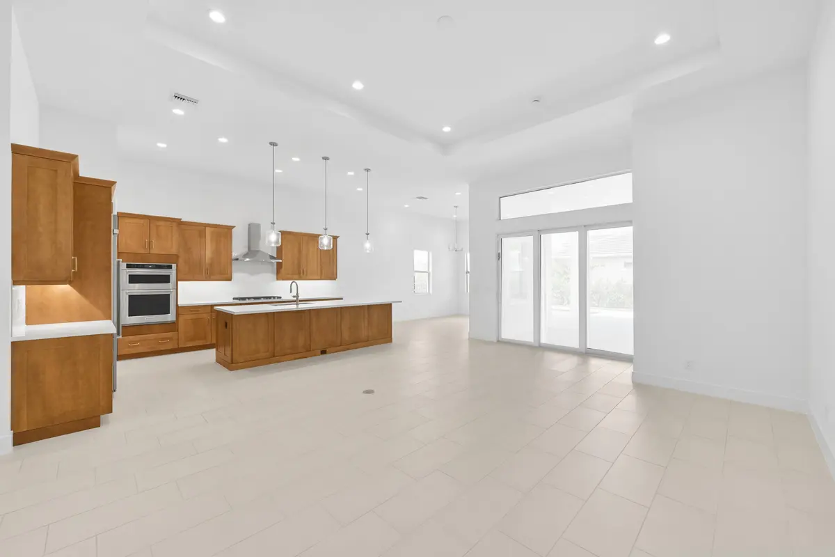 Avenir_JesalinTranstion_157_greatroom_2 at 10005 Driftwood Way, Palm Beach Gardens