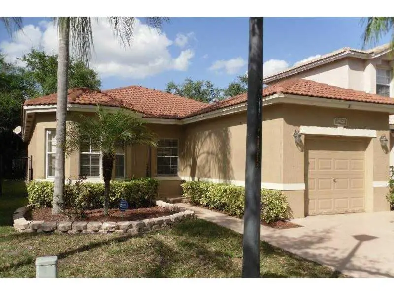 Photo 2 at 4925 EGRET Court, Coconut Creek