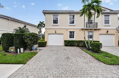 209 FORTUNA Drive, Palm Beach Gardens – sold