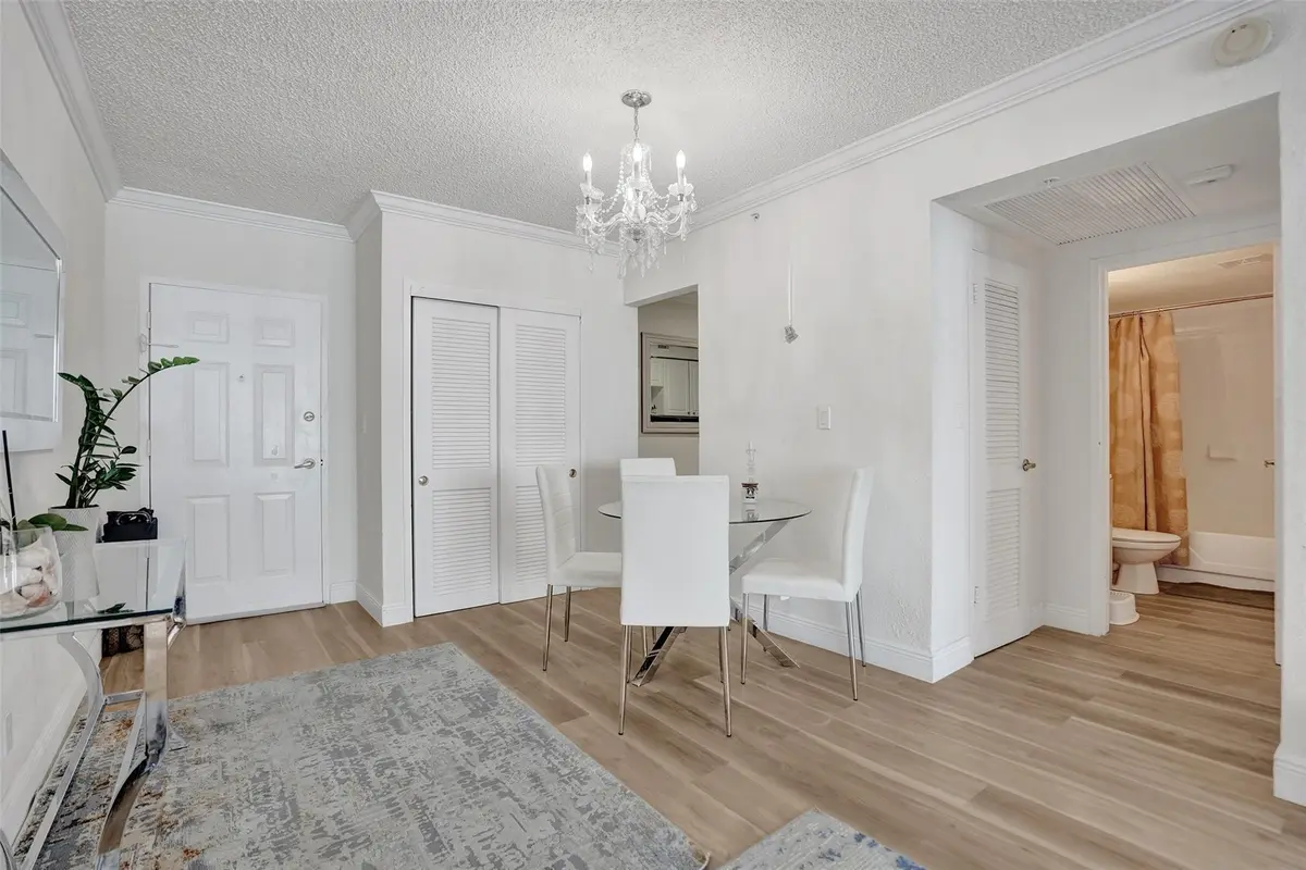 Photo 14 at 2501 S OCEAN Drive 338, Hollywood