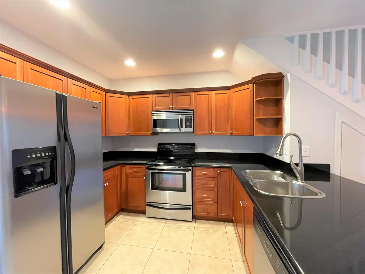kitchen at 602 S Federal Highway 5, Lake Worth Beach